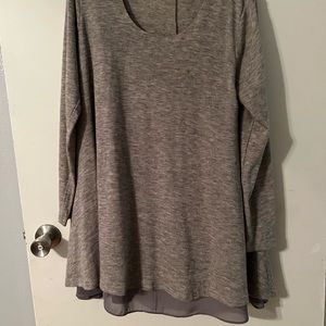 Gray tunic top, long sleeve